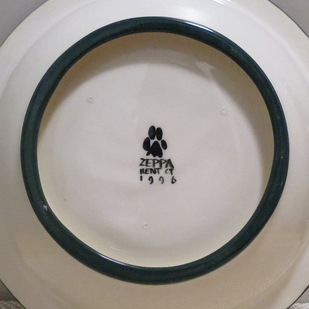 Zeppa Welsh Corgi Dog Serving Bowl Large 12.5" Signed Decor Green Brown 1996 - Picture 6 of 7